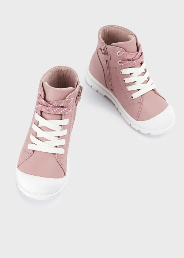 botines con suela track