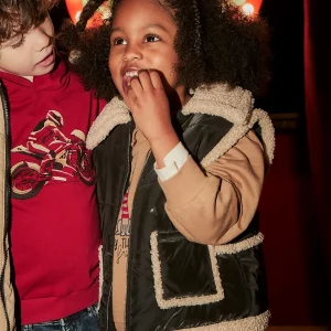 Chaleco contrastes borrego niña