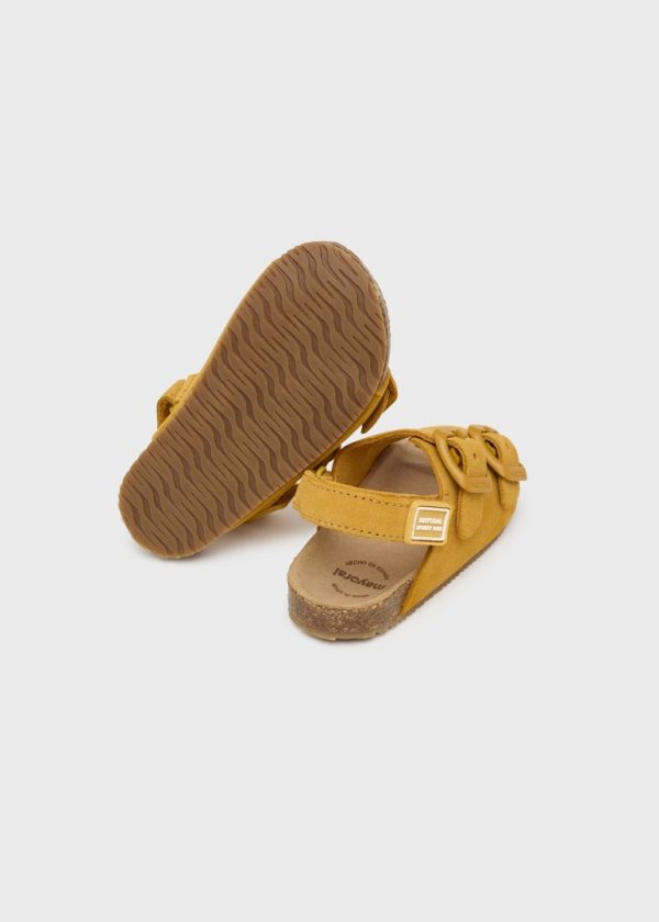 Sandalia de piel con hebillas y velcro para bebé - Imagen 2